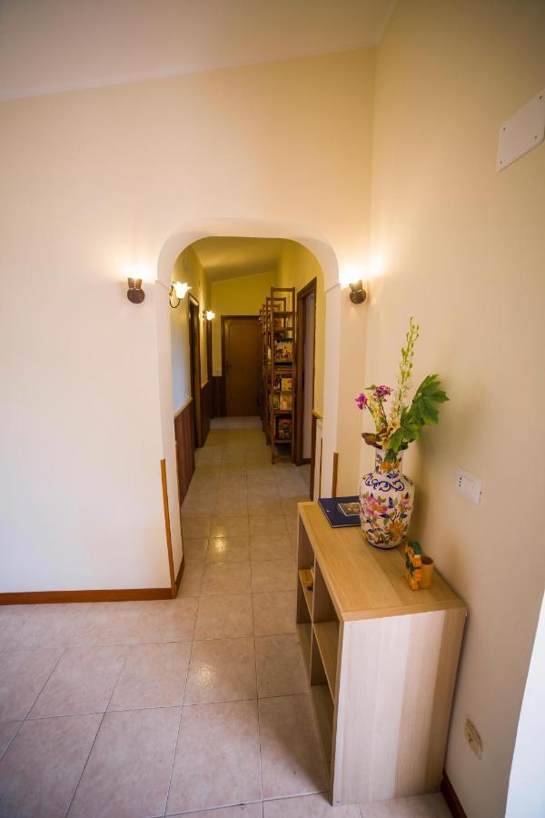Poggio Della Roverella Country House Morlupo Екстериор снимка