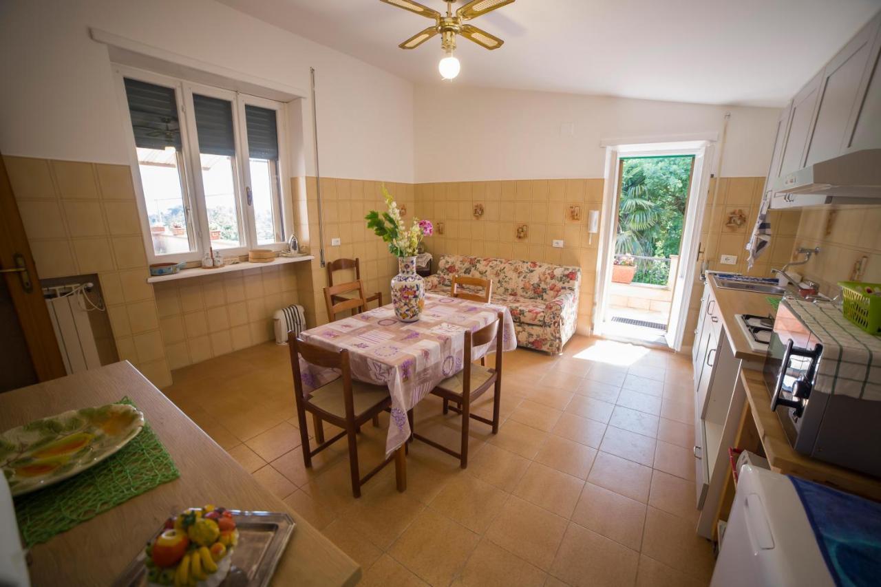 Poggio Della Roverella Country House Morlupo Екстериор снимка